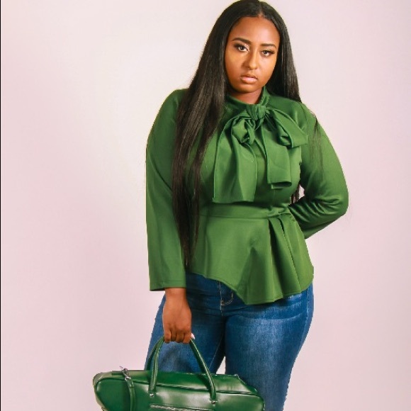 Hunter green top - Picture 2 of 4