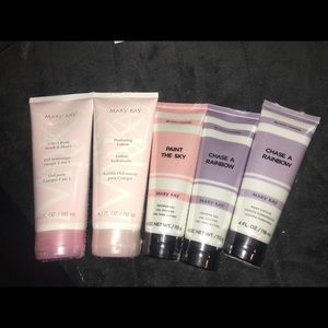Mary Kay Set: Shower Gel & Lotion