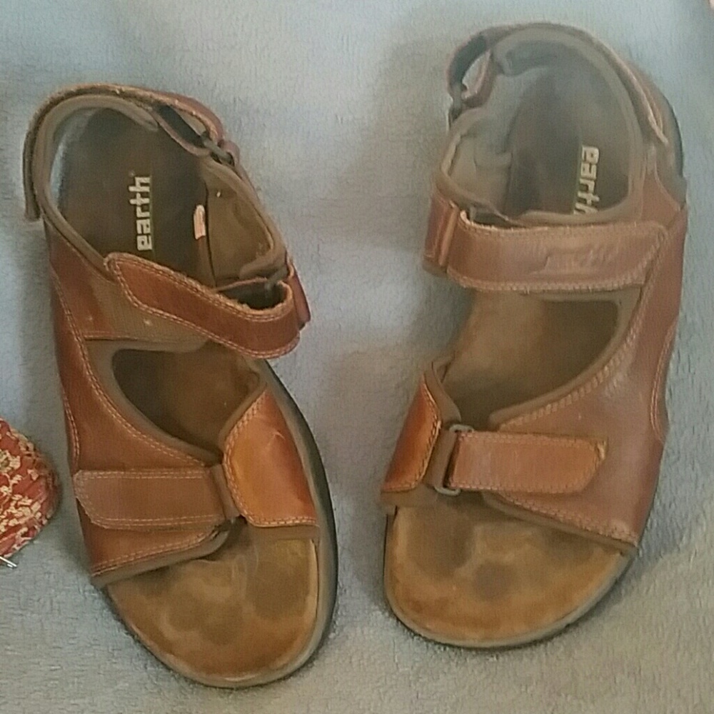 Men's earth shoes