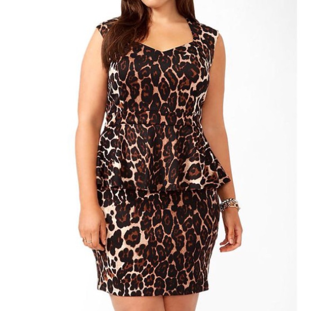 Plus size Leopard Dress