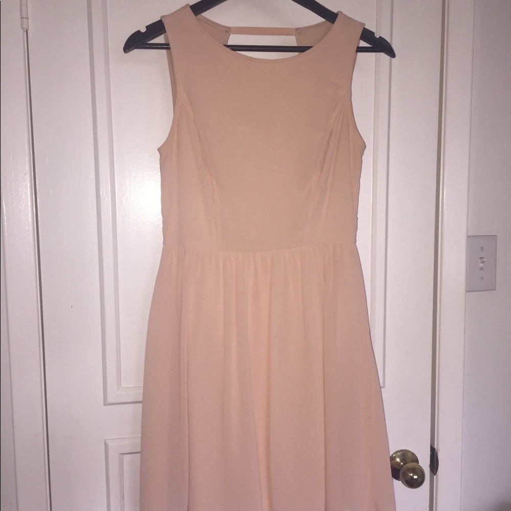 Peach/Cream colored simple dress