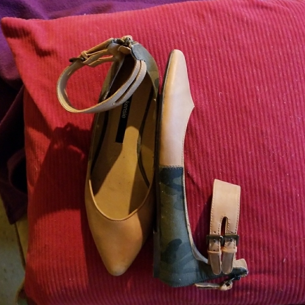 Shoes 8M ( worn once) - Picture 2 of 3