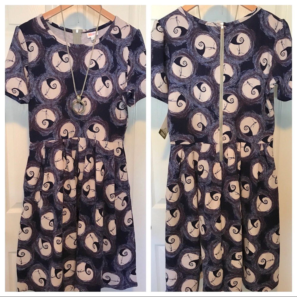 LuLaRoe Nightmare Before Christmas 2XL Amelia 🦄🦄