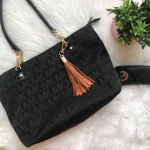 MK black purse
