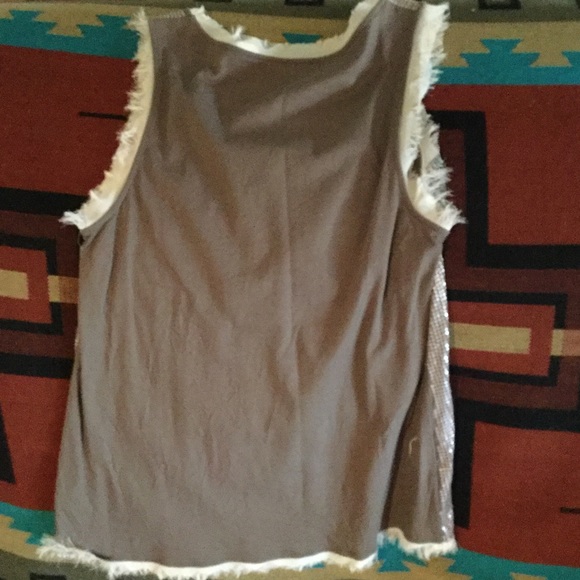 Top - Picture 3 of 3