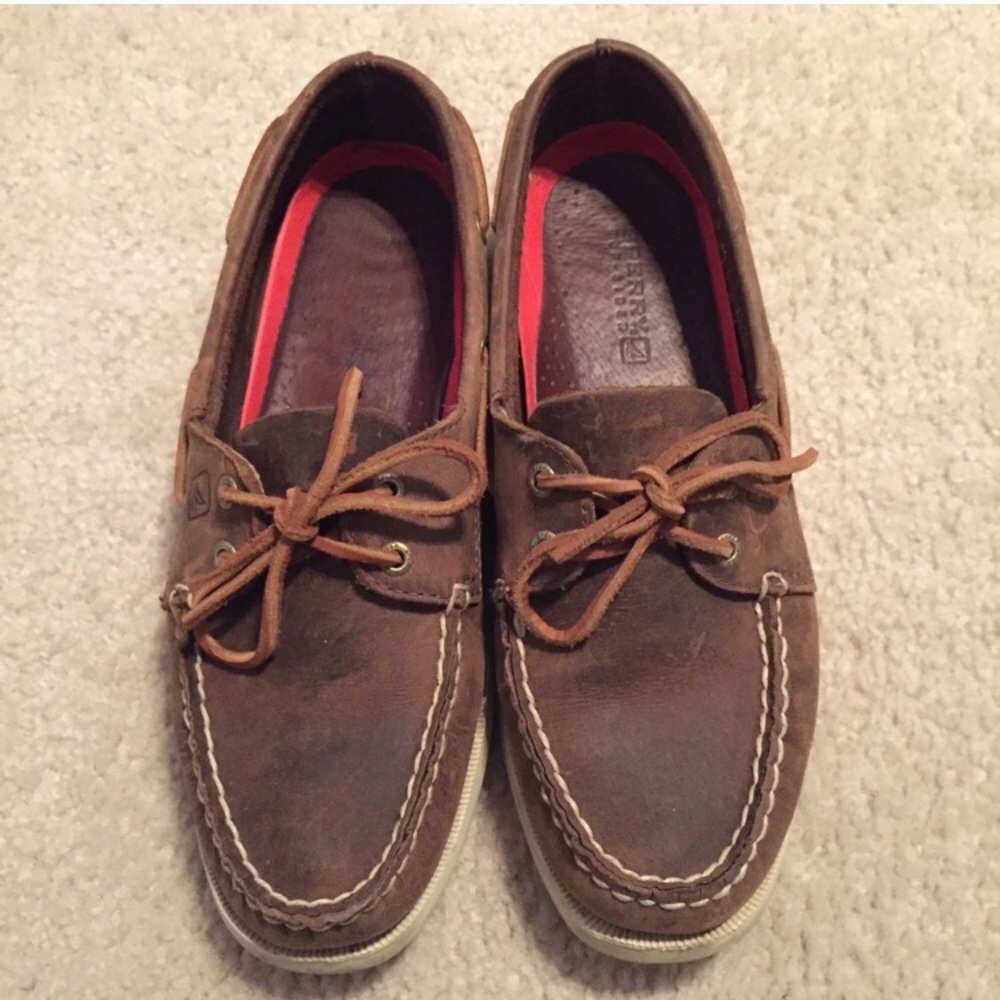 Sperry boat shoes