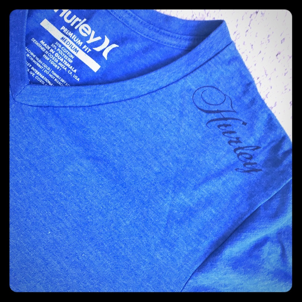Hurley t-shirt