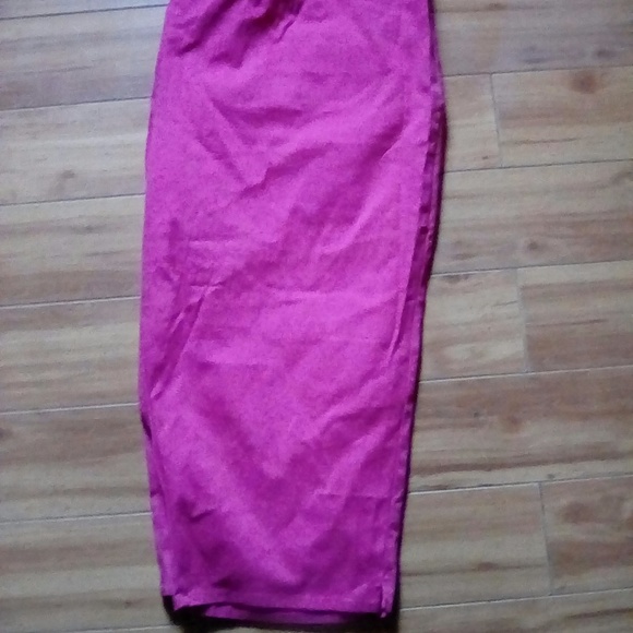 NWTS Ashley Stewart cropped pants - Picture 3 of 5