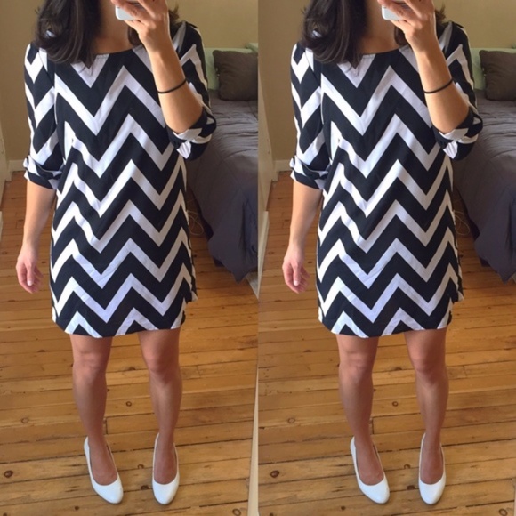Charlotte Russe Dresses & Skirts - Charlotte Russe Black & White Chevron Shift Dress