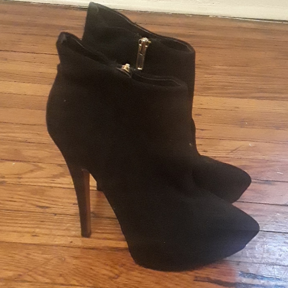 Ankle boot - Picture 2 of 2