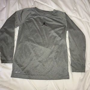 Boys Jordan long sleeve