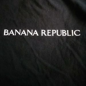 Banana republic logo tshirt
