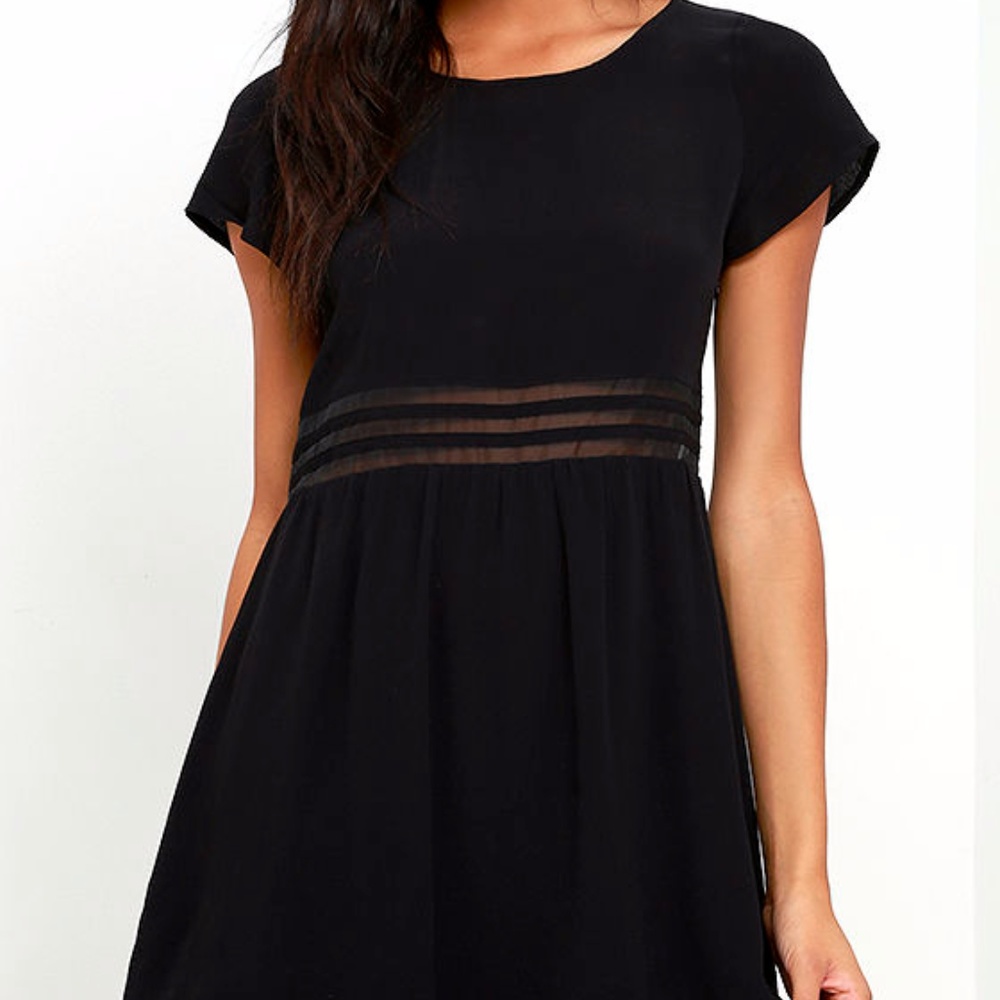 Lulu's Black Dress