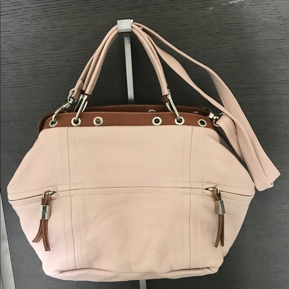 New Made in Italy. buttery soft 👜 handbag.