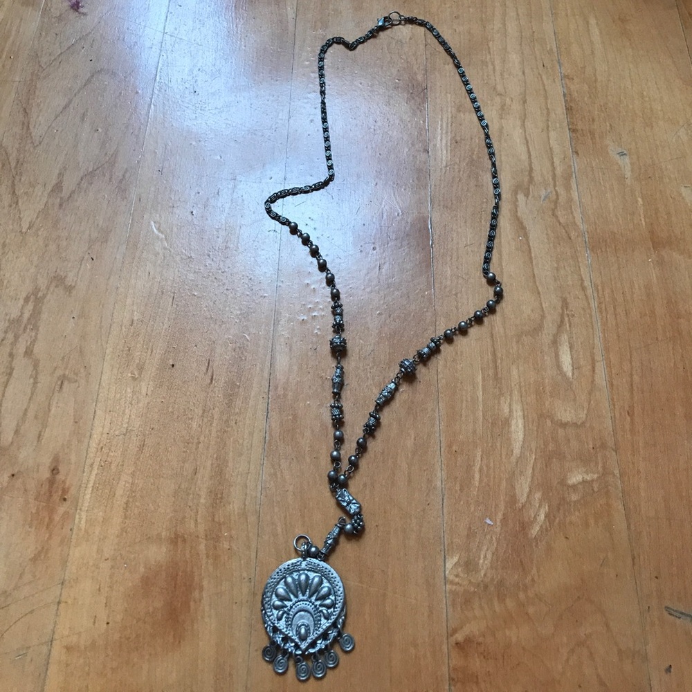 Free people pendant necklace
