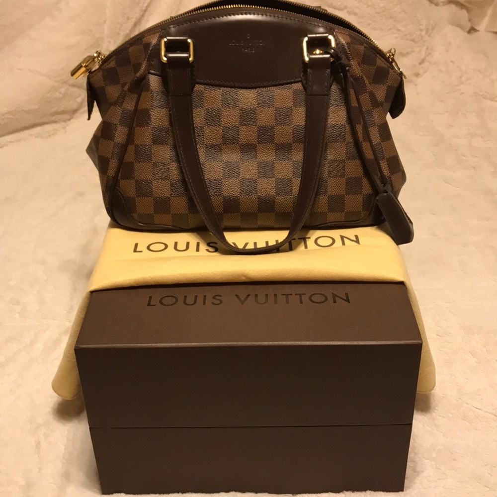 Authentic Louis Vuitton bag. Verona Damier N63542