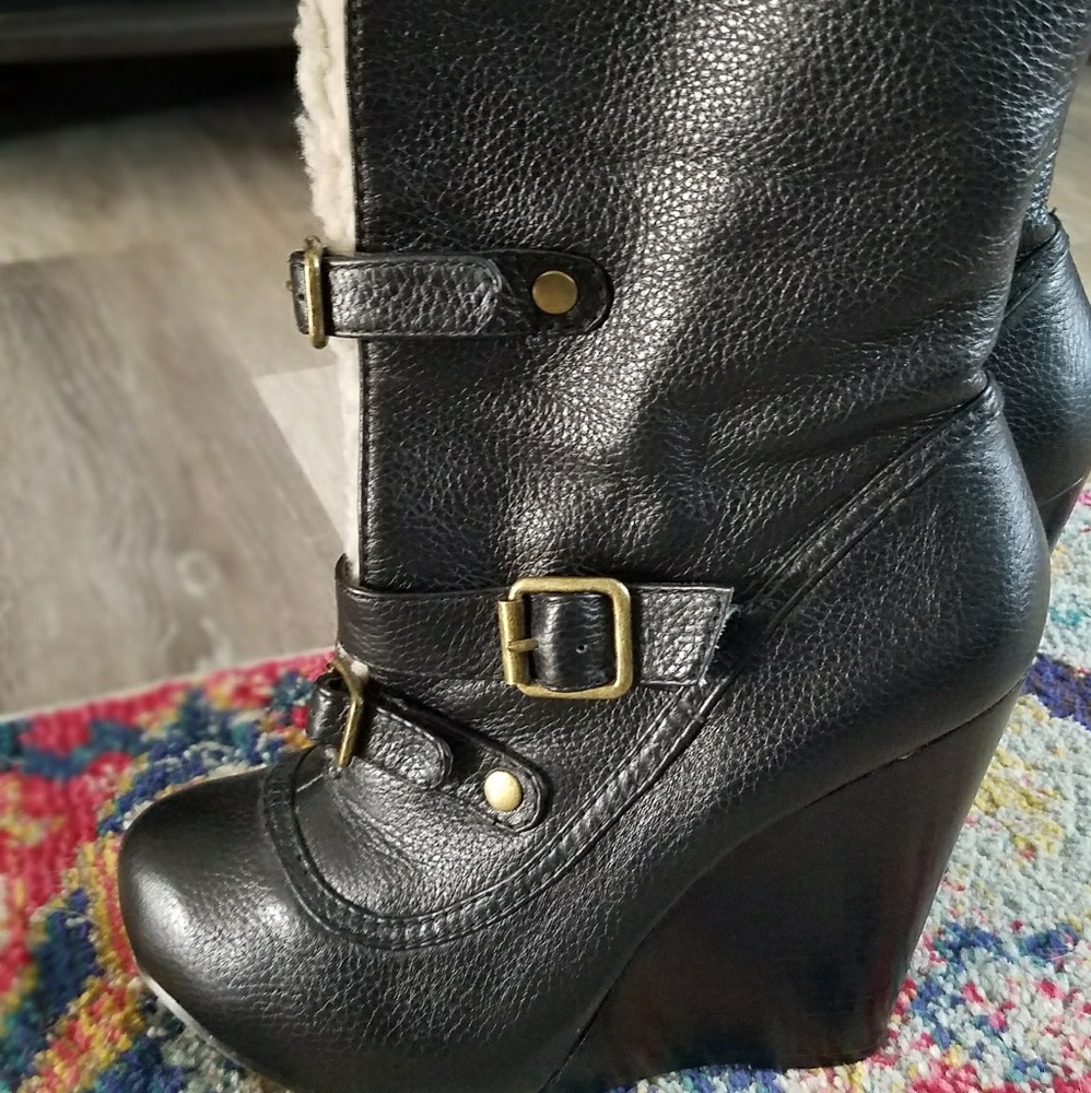 Leather boots