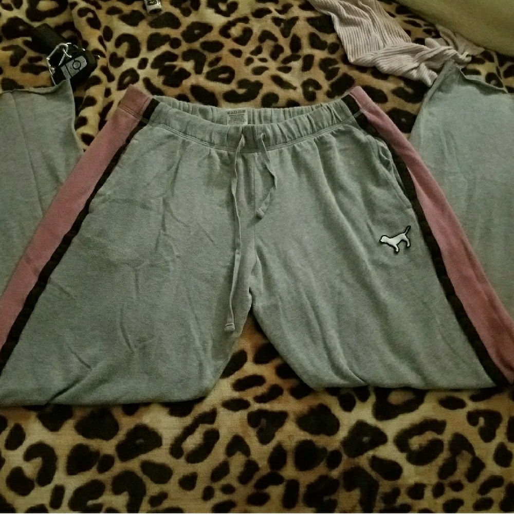 Vs pink boyfriend pants