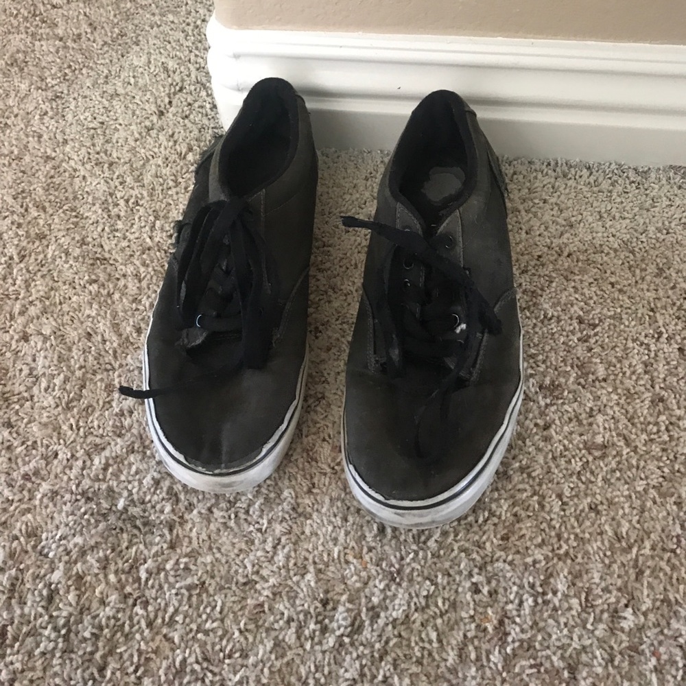 Vans shoes, size: men's 10.5