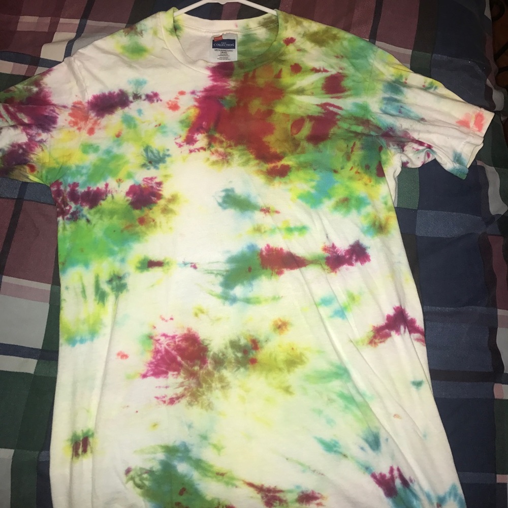 HANES TYE DYE !!
