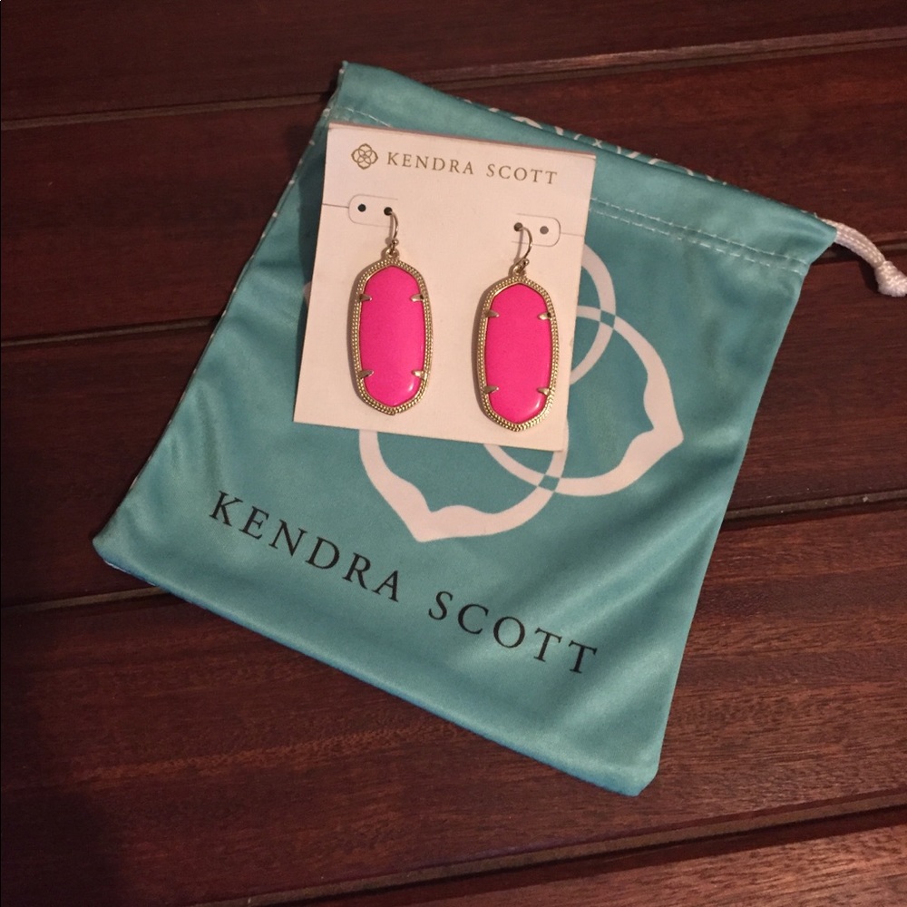 Hot pink Kendra Scott Earrings