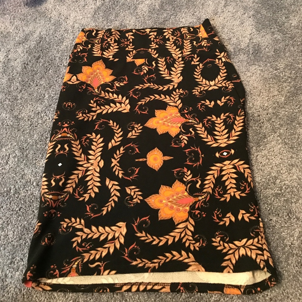 Lularoe cassie medium - EUC