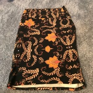 Lularoe cassie medium - EUC
