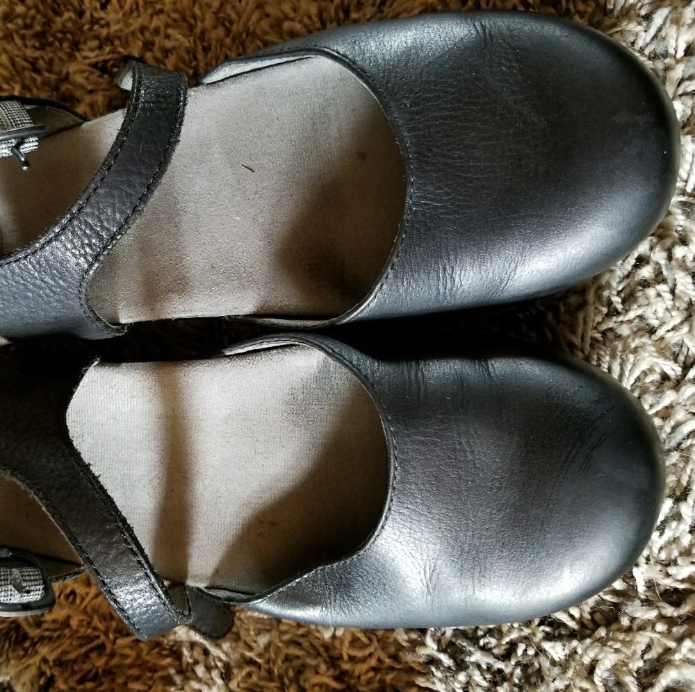 Clogs