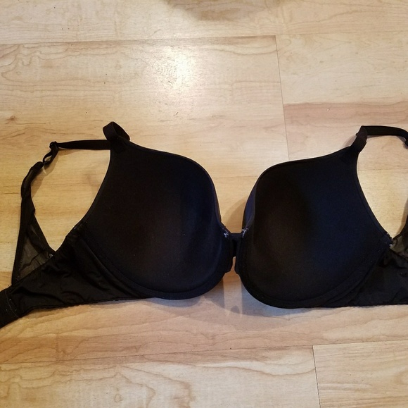 Victoria's Secret Bra (32DDD) - Picture 3 of 5