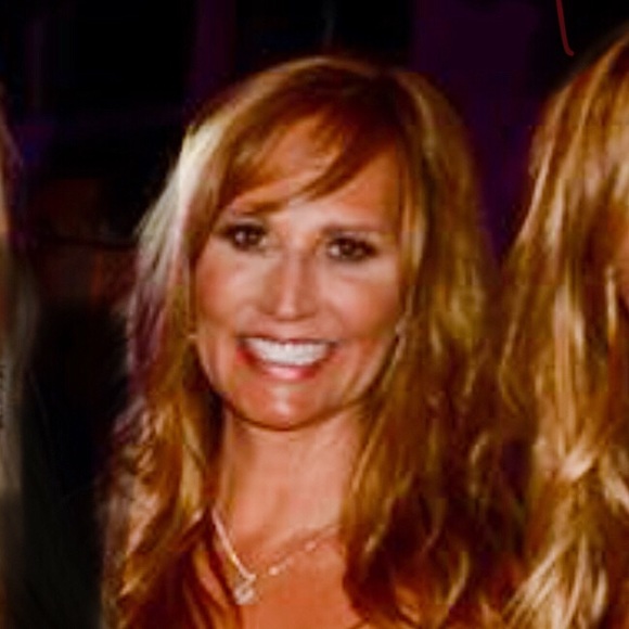 Meet your Posher, Kirsten - Picture 1 of 1