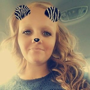 Meet your Posher, Lyndee