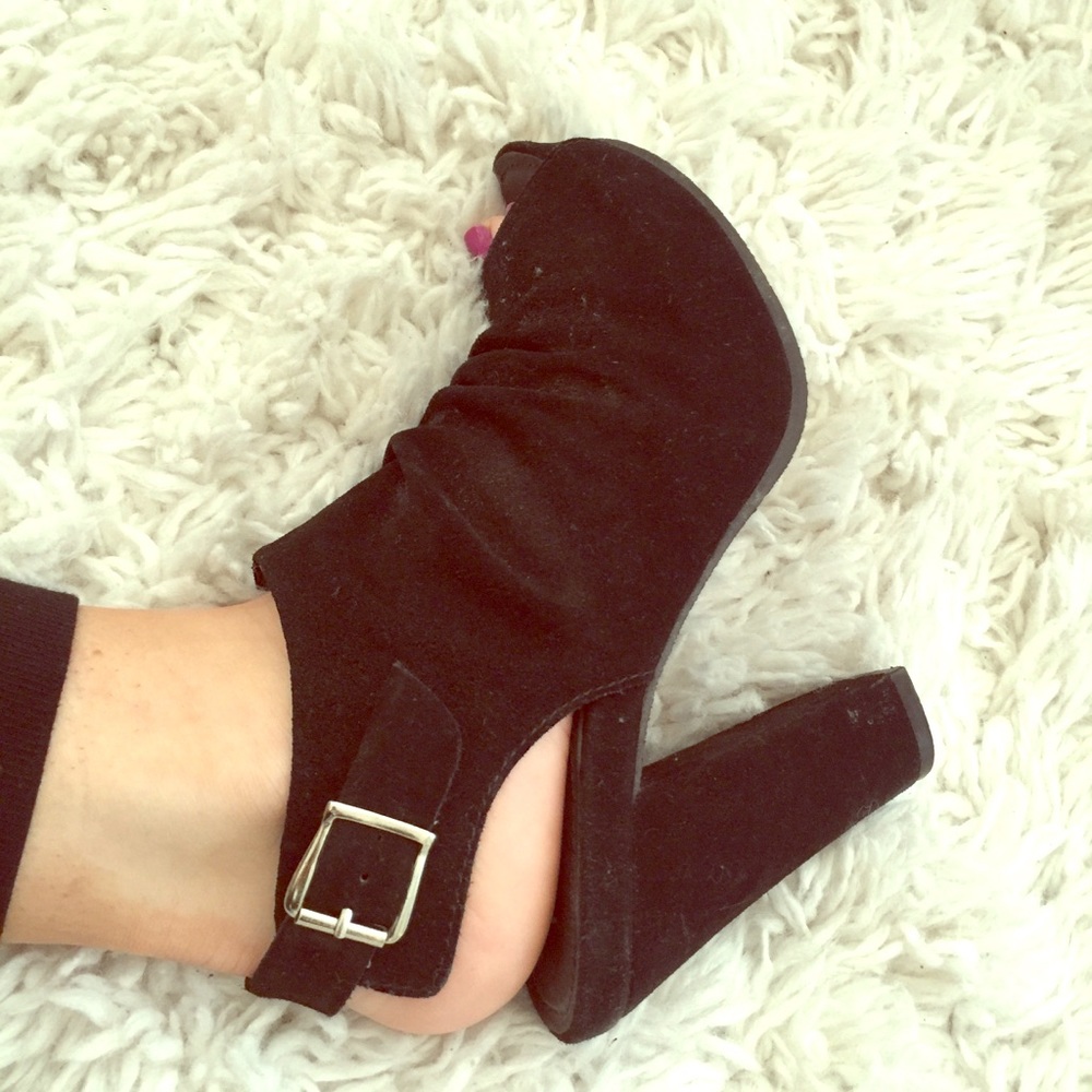 SEXY MIA PEEP TOE HEEL