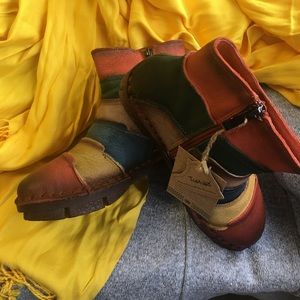 Tastabo Multi color Leather Boots