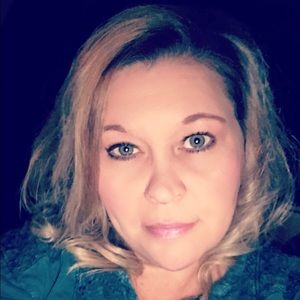 Meet your Posher, Vicki