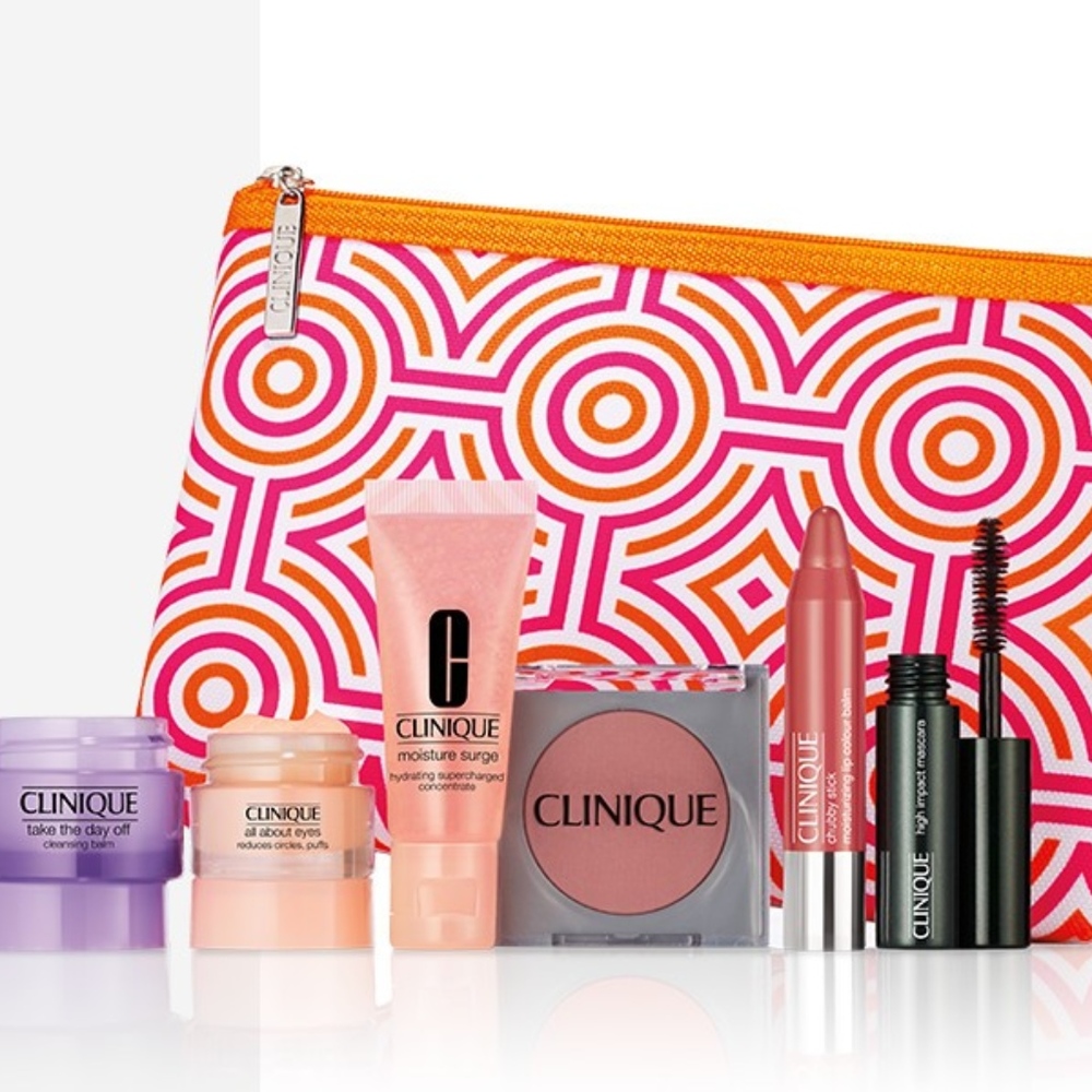 NEW! Clinique 7 Piece Beauty Gift Set! $140 Value!