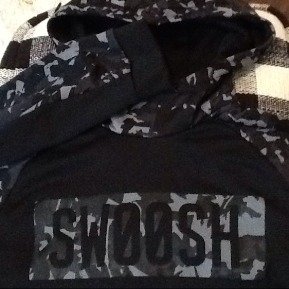 Nike Other - Men's Nike Gray and black camo hoodie (L)