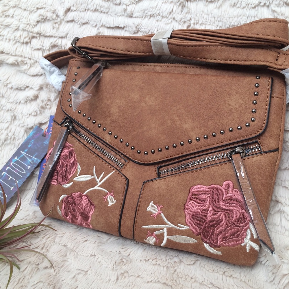 Leanna Crossbody Purse - Picture 2 of 5