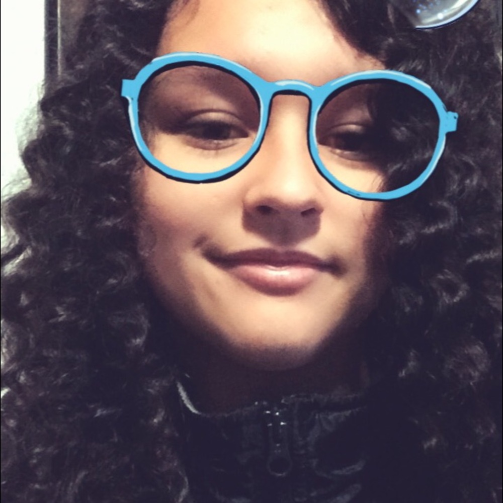 Meet your Posher, Emily