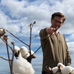 Meet your Posher, Justin