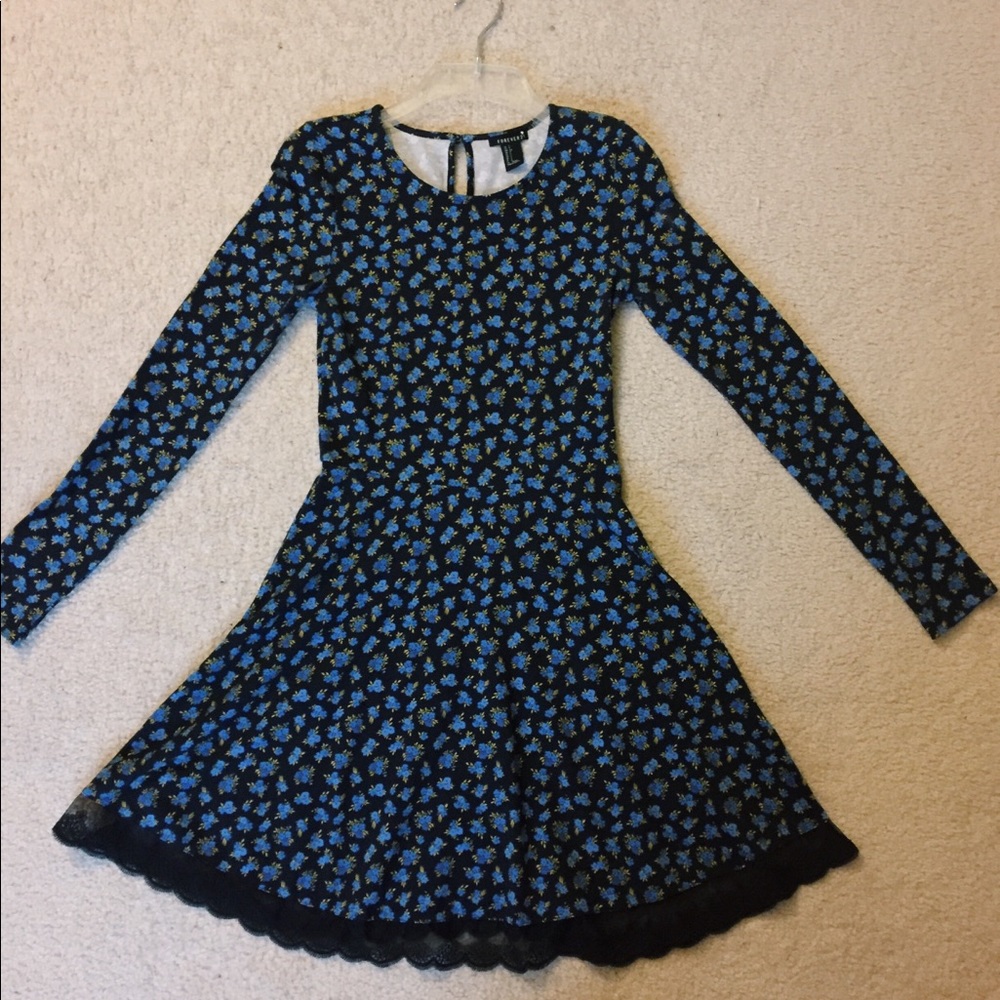 Long sleeved navy dress with blue flowers!