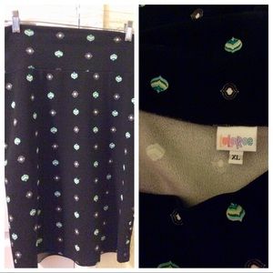 Lularoe Cassie XL in black and green