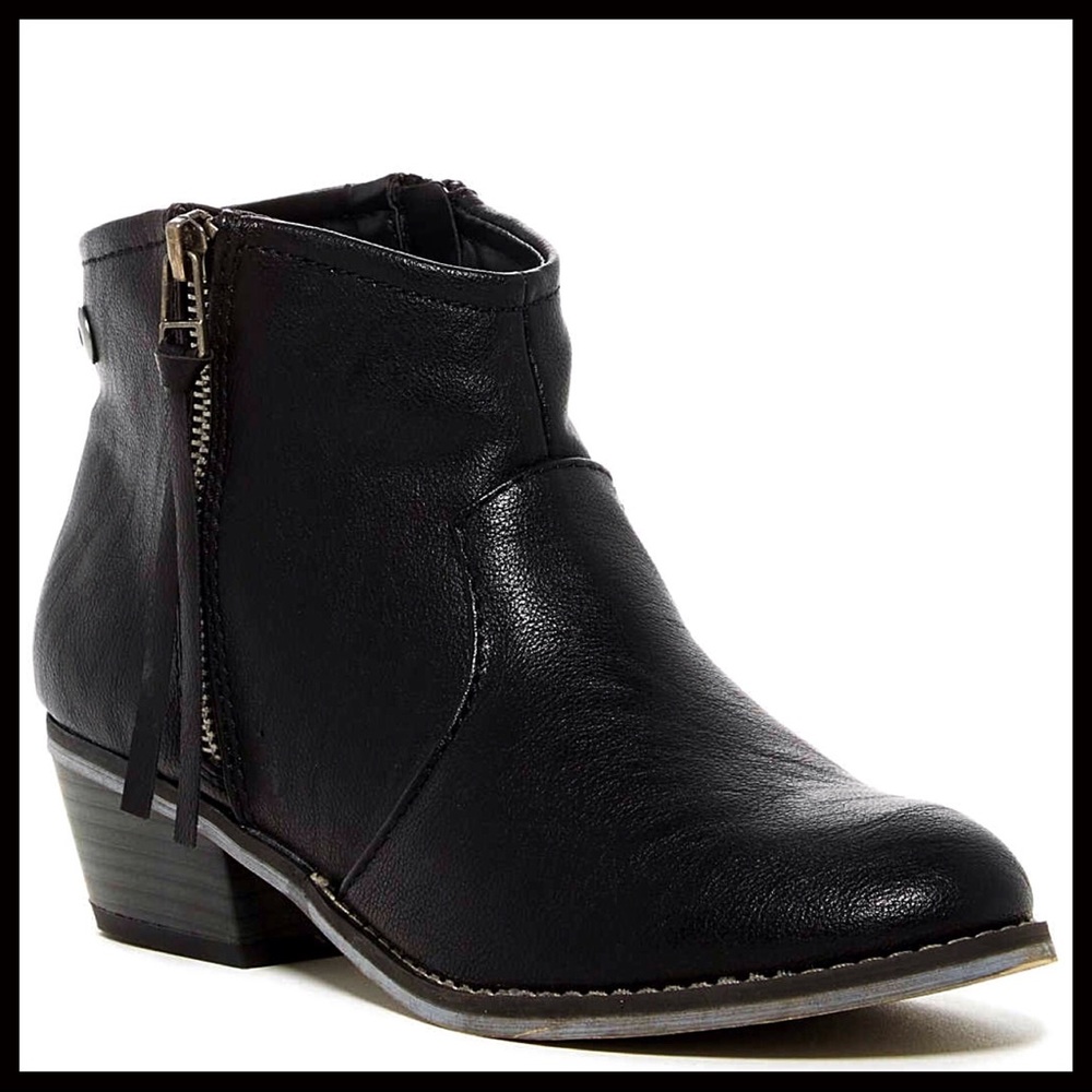 BLACK VEGAN LEATHER ANKLE BOOTS TASSEL ZIP BOOTIES - Picture 4 of 7