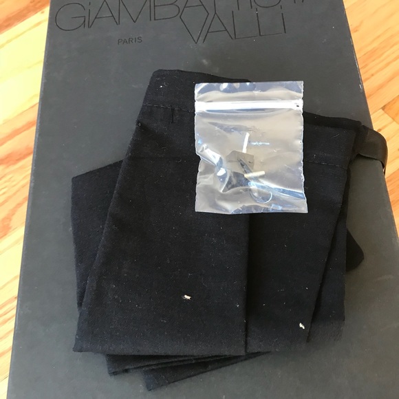 Giambatista Valli patent leather classic pumps - Picture 6 of 8