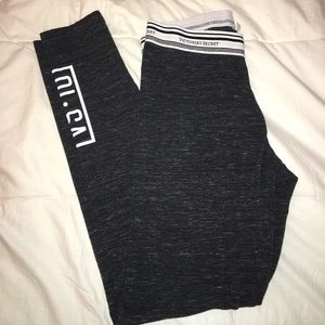 Victoria’s Secret Legging / Yoga Pant