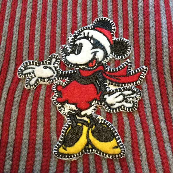 Last 2🆕Disney scarfs - Picture 2 of 2