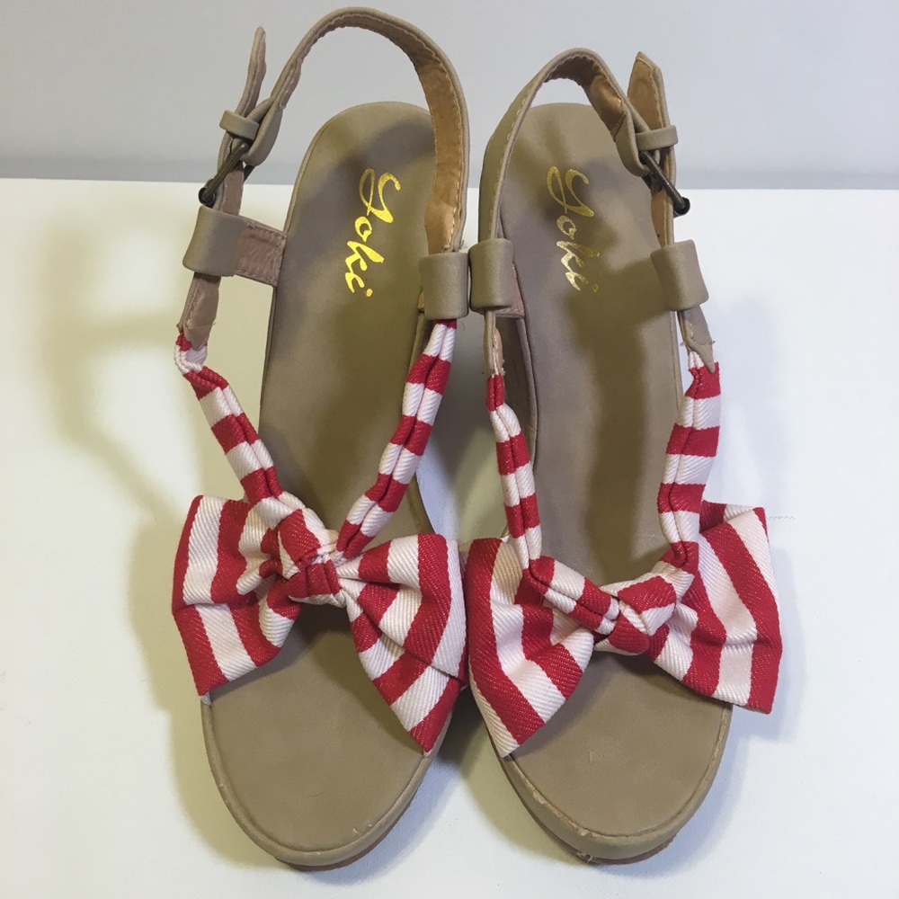 Red and white striped wedges