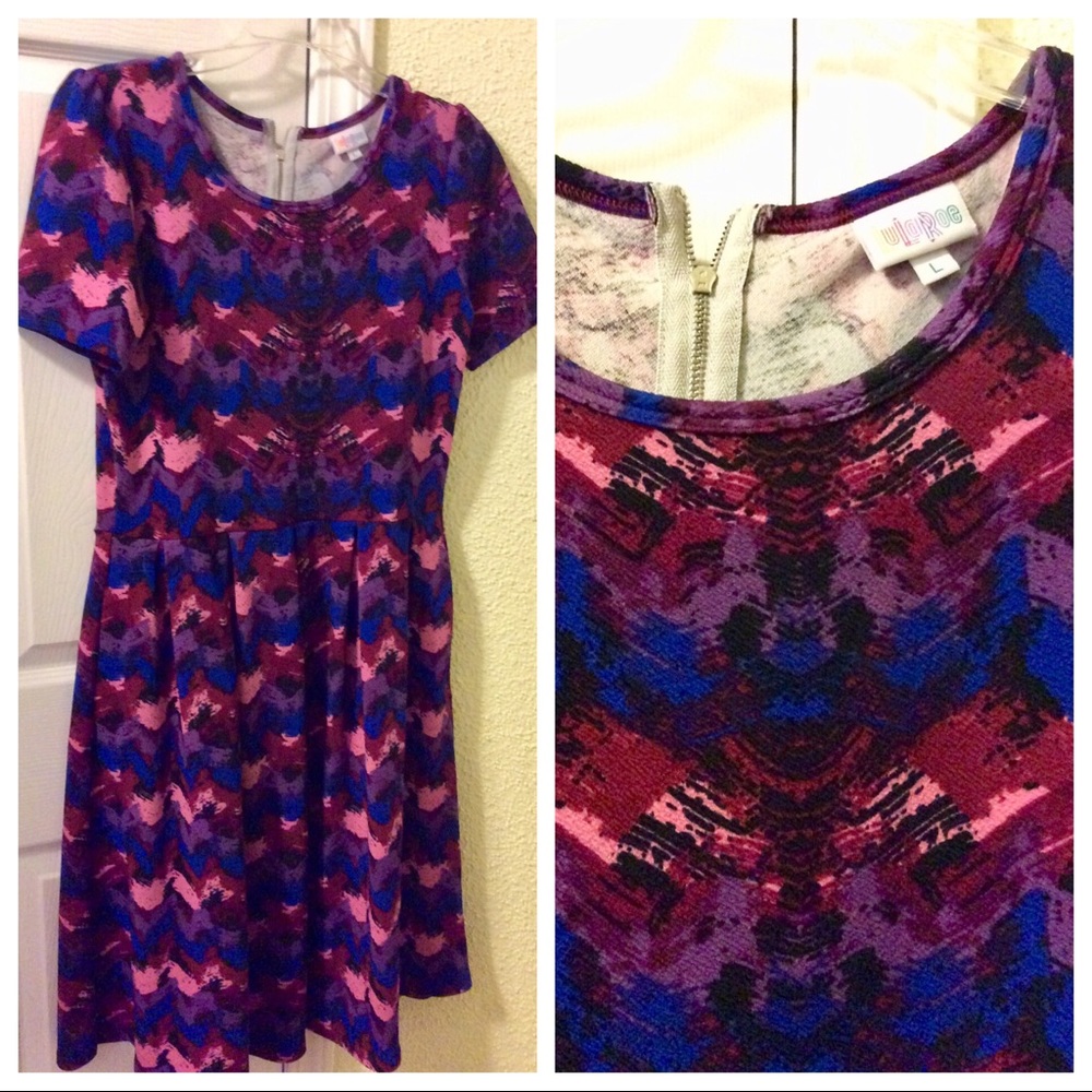 Lularoe L Amelia dress