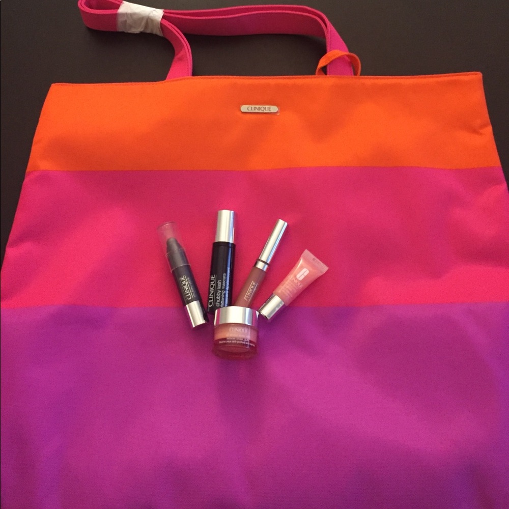 Clinique 5 pc sample set with Clinique tote