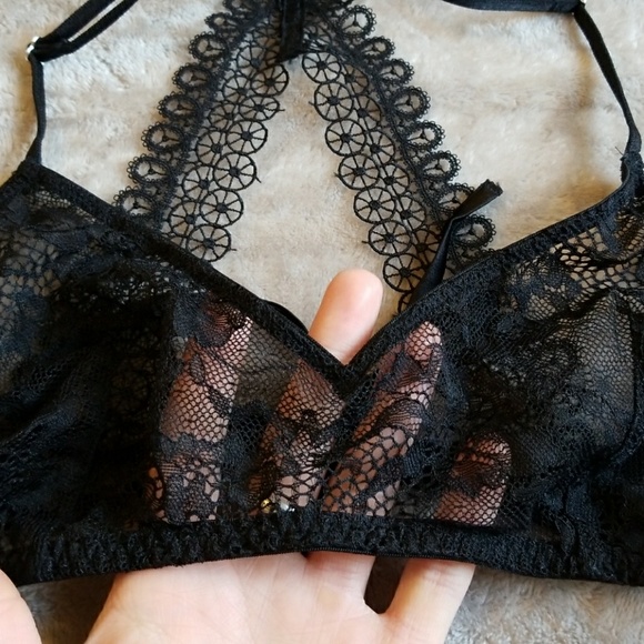 Victoria's Secret VERY SEXY bralette - Picture 5 of 7