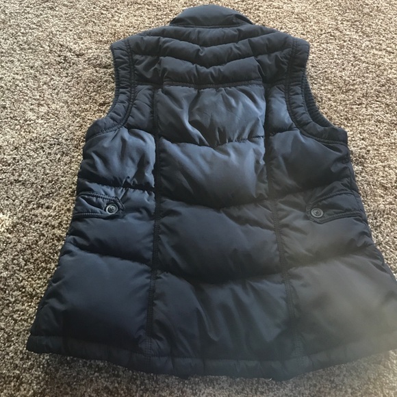 Vest - Picture 2 of 3
